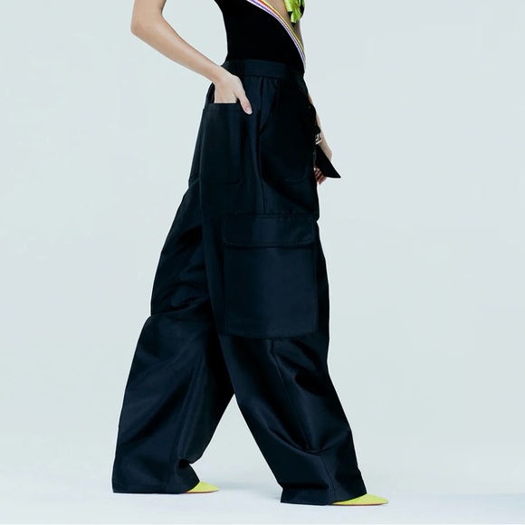 CHRISTOPHER JOHN ROGERS Pleated Jumbo Cargo Pants - Picture 1 of 2